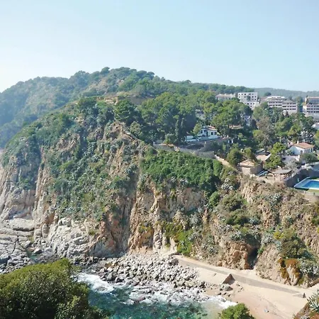 Stunning Apartment In Tossa De Mar *