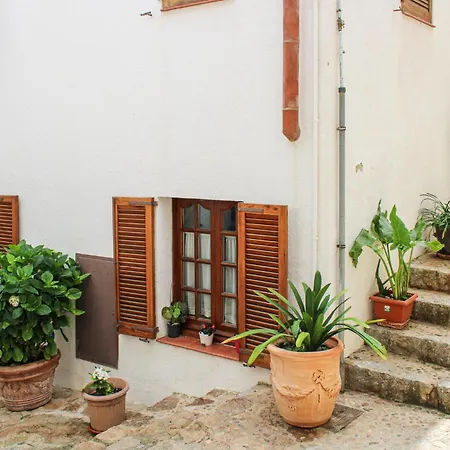 Stunning Apartment In Tossa De Mar Apartment Tossa de Mar
